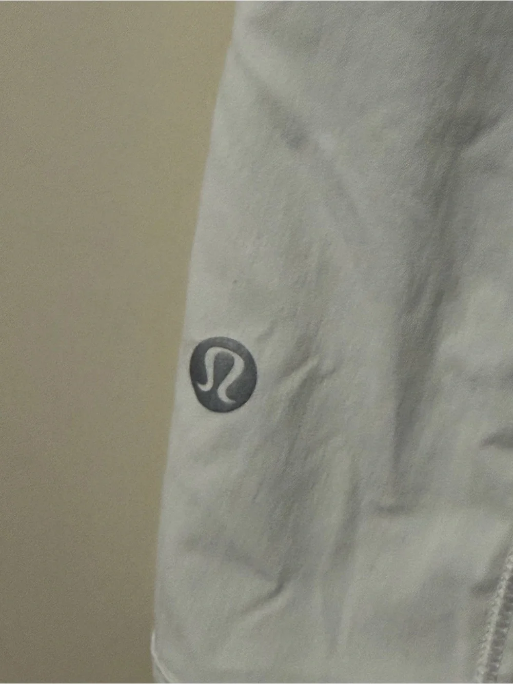 lululemon athletica White Women's Athletic Shorts with Elastic Waist Size 2